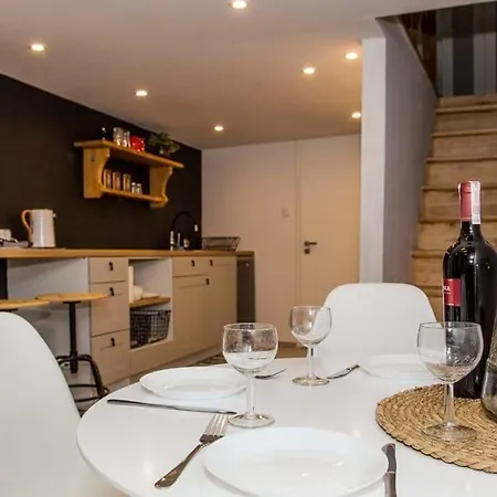 Apartament Na Zakrecie 아파트