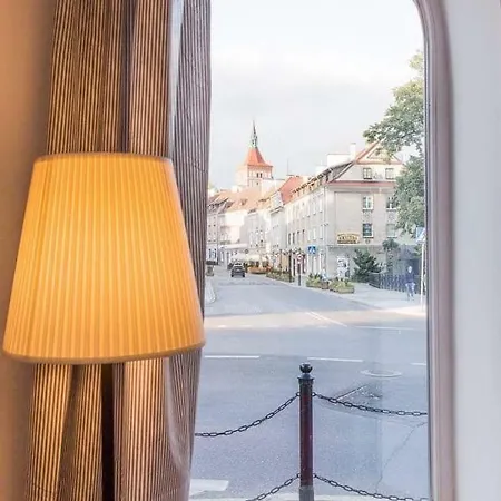Apartament Na Zakrecie * 올슈틴